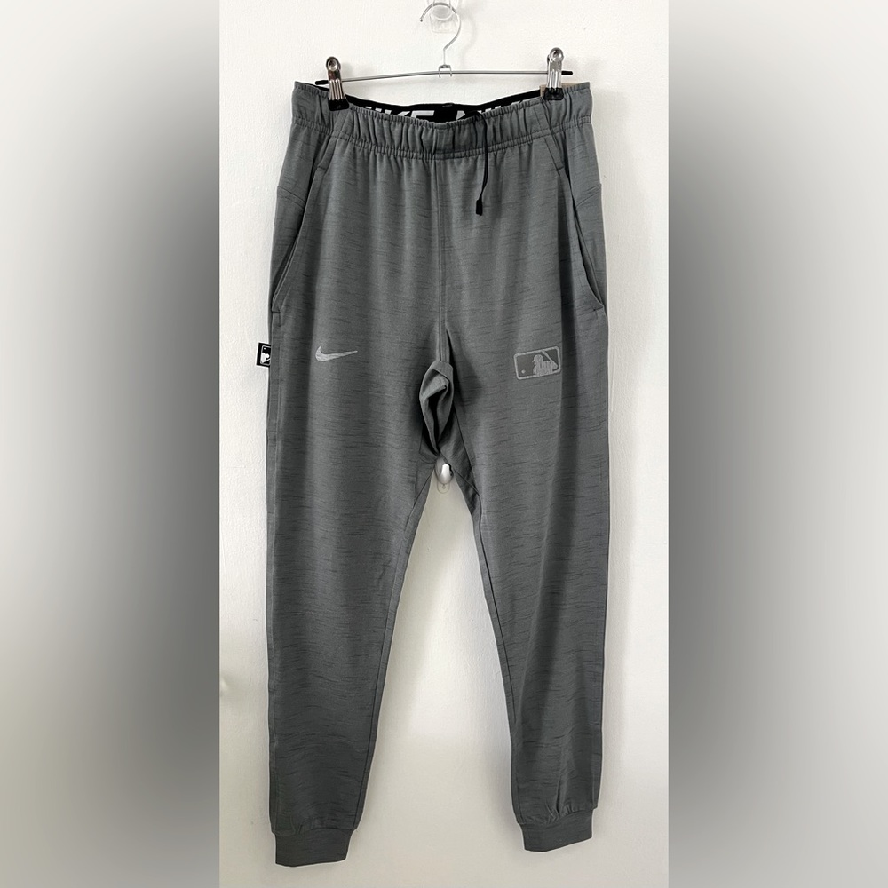 NWT Nike Dry Fit MLB sweatpants joggers